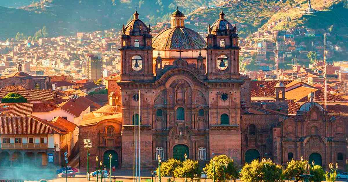 Die Kathedrale von Cusco an der Plaza de Armas