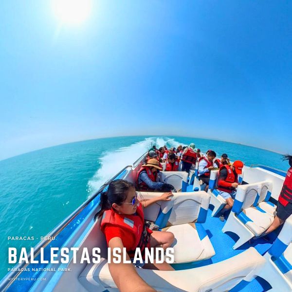 Speedboat to the Islas Ballestas.