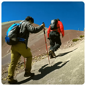 Hiking to Vinicunca