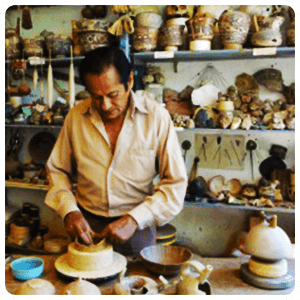 Artesano de Ceramicas Nasca