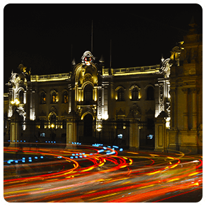 Palacio de Gobierno del Peru Iluminado