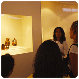 Tour guiado en el Museo Larco Herrera