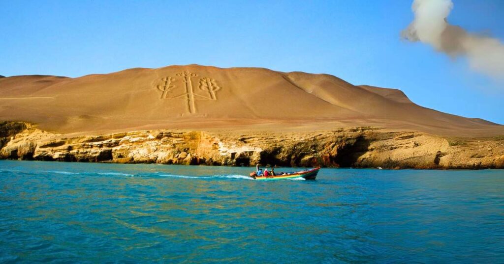 Tour to the Ballestas Islands and Huacachina