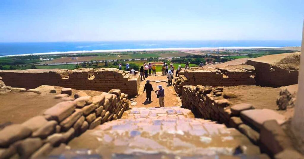 Tour to the Ruins of Pachacamac