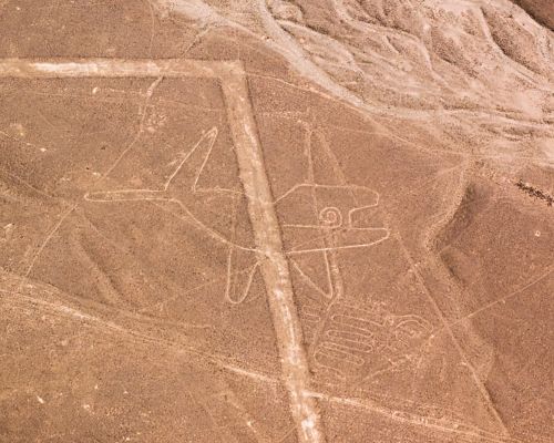 Discover the Nazca Lines from the air in total privacy.