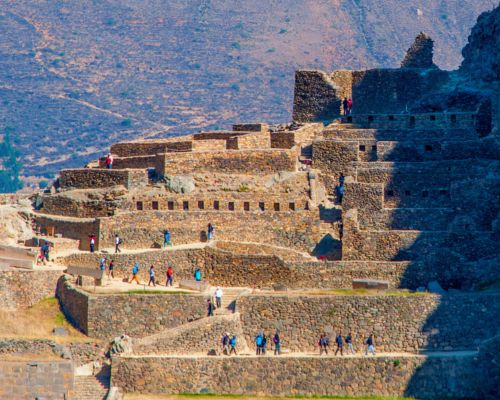 Discover Ollantaytambo, the last living Inca town.