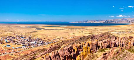 Panoramic view of Amaru Muru and sky.