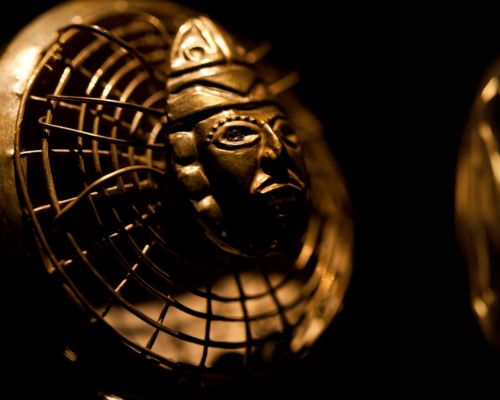 Mochica-era golden mask in the Royal Tombs Museum